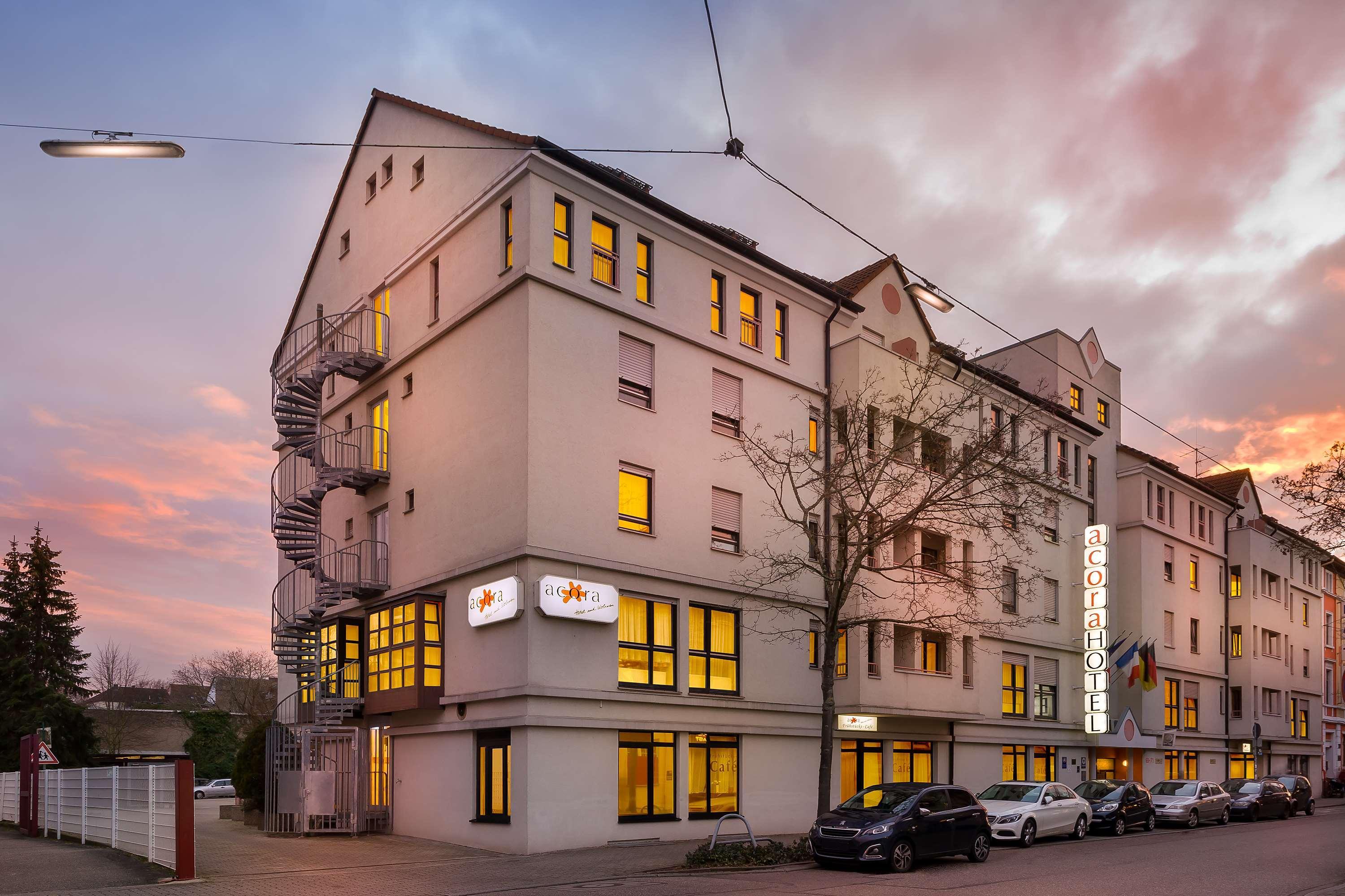 Acora Zentrum Living The -